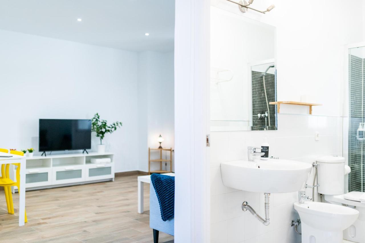 Wekey Homes San Miguel Con Patio, Centro Ciudad グラナダ エクステリア 写真