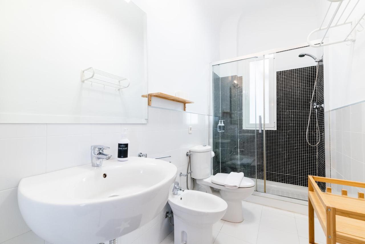 Wekey Homes San Miguel Con Patio, Centro Ciudad グラナダ エクステリア 写真